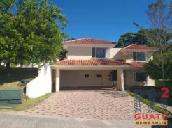 M2Guate-V6648-Casa-en-condominio-en-Venta-Carretera-a-El-Salvador