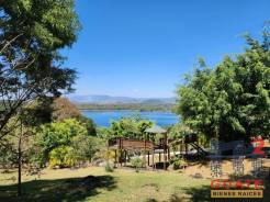 M2Guate-V7764-Casa-en-Venta-Laguna-Del-Pino