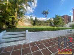 M2Guate-V7770-Casa-fuera-de-condominio-en-Venta-Guatemala-Zona-15