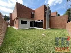 M2Guate-V7958-Casa-en-condominio-en-Venta-Carretera-Salvador