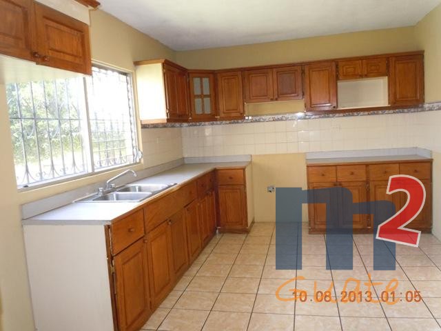 M2Guate-V1578-Casa-en-Venta-Mixco